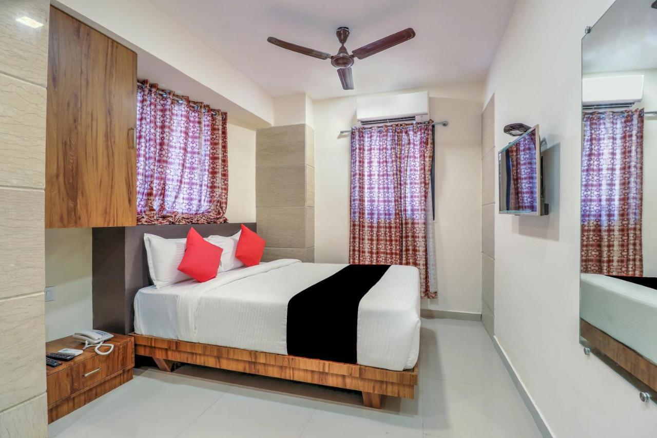 Hotel Crystal Inn Mumbai Ngoại thất bức ảnh
