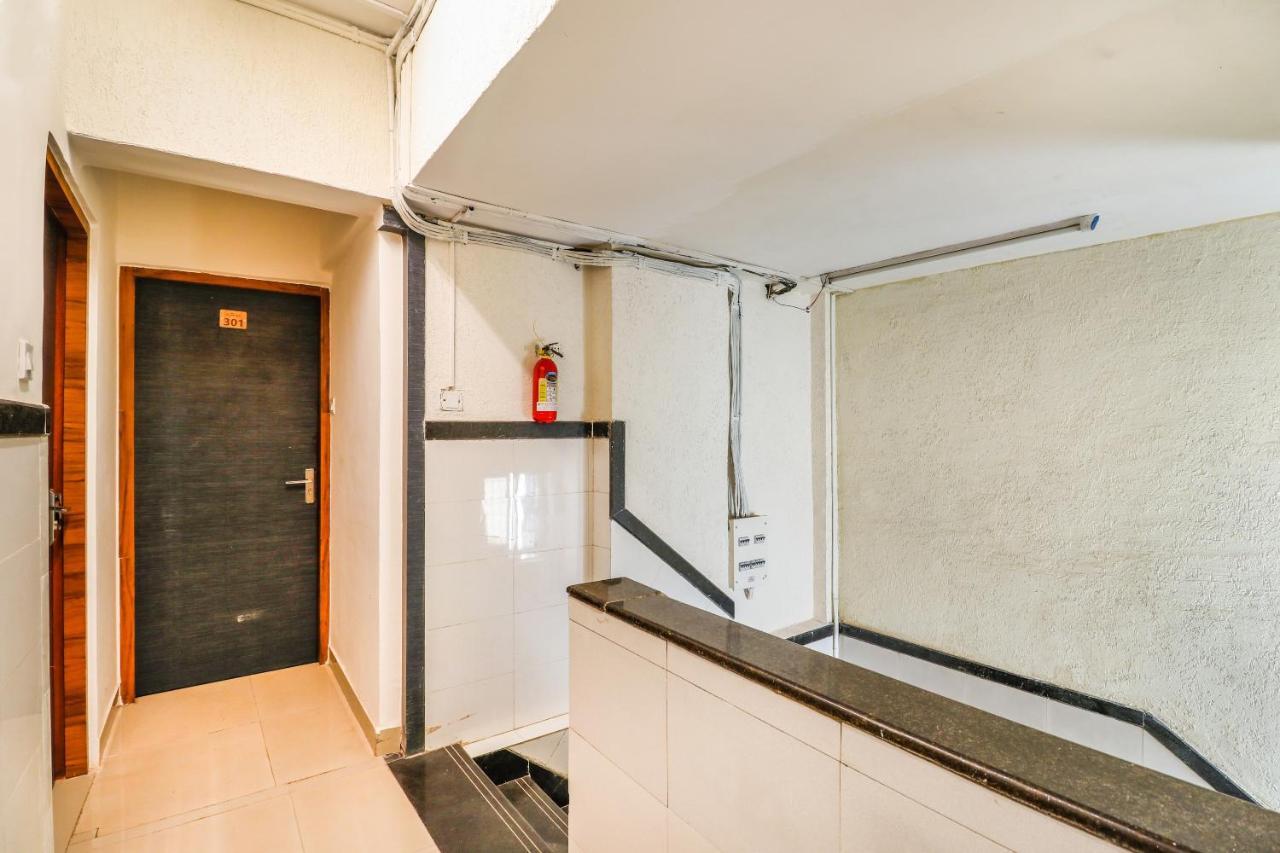 Hotel Crystal Inn Mumbai Ngoại thất bức ảnh
