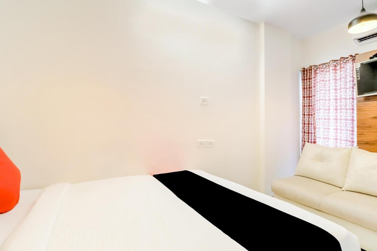 Hotel Crystal Inn Mumbai Ngoại thất bức ảnh